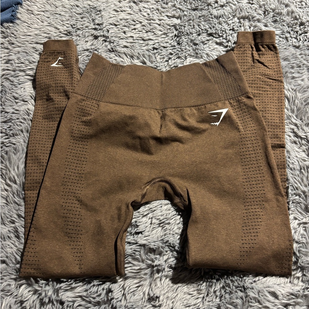 Brown gym shark leggings